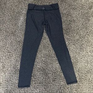 Dark gray leggings, high rise